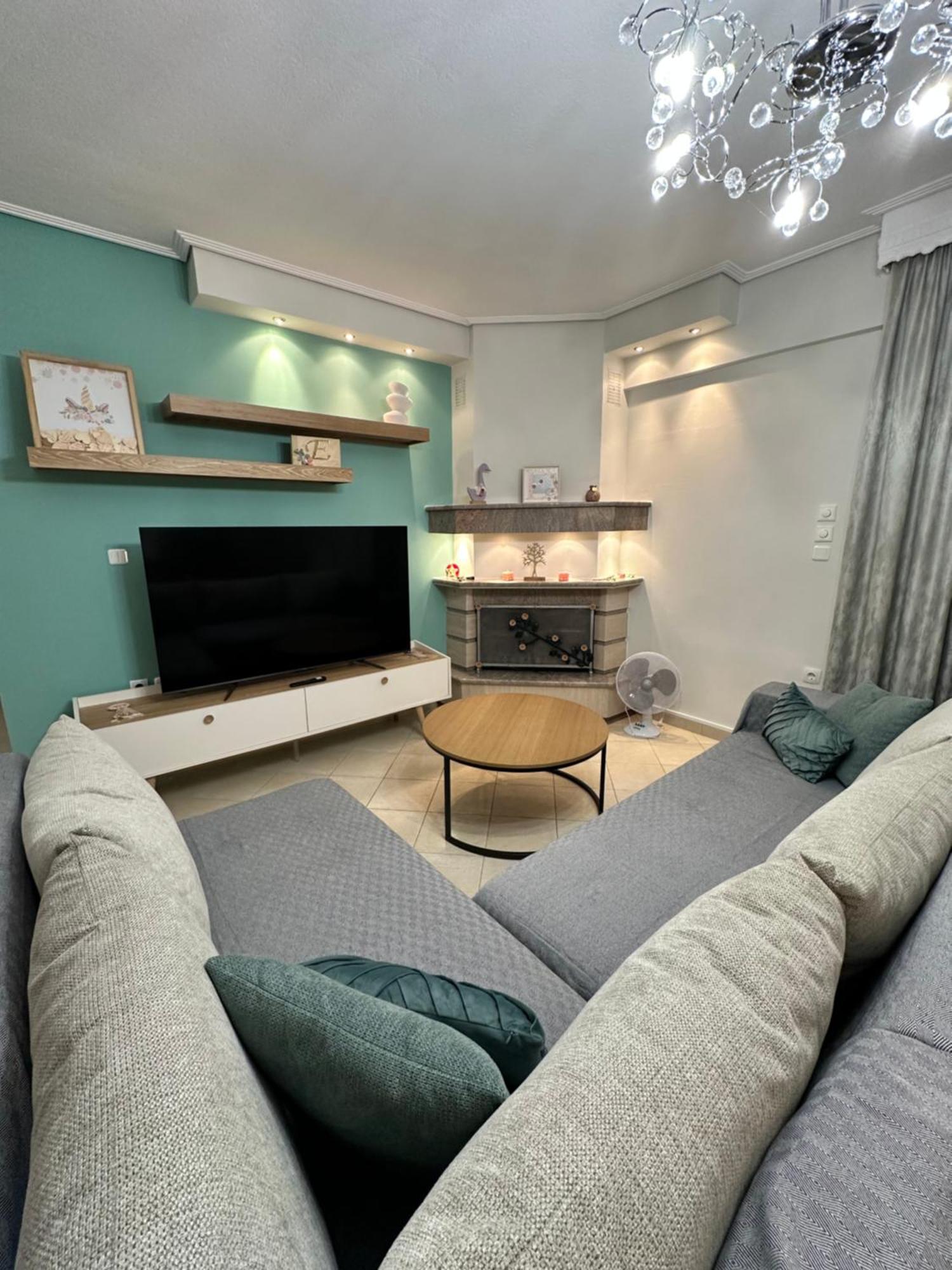 Mandalena Luxury Larissa Apartment Dış mekan fotoğraf